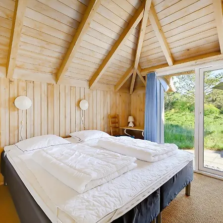 Holiday home Gorgeous In Fjerritslev With Kitchen *
